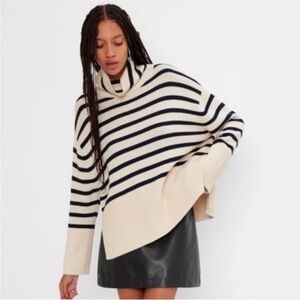 Gap split hem striped turtleneck sweater